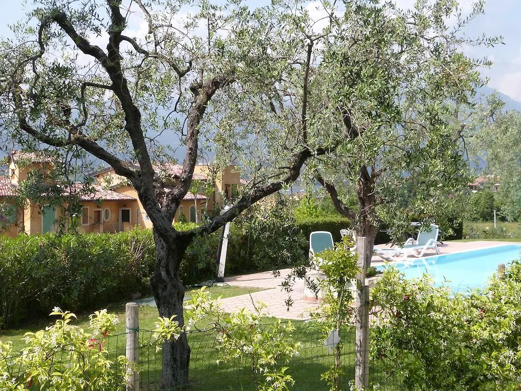 Locanda Da Vittorio Guest House Manerba del Garda 0*,  Italy