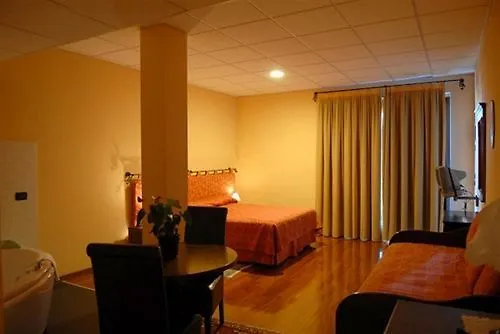 Locanda Da Vittorio Manerba del Garda 0*,  Ιταλία