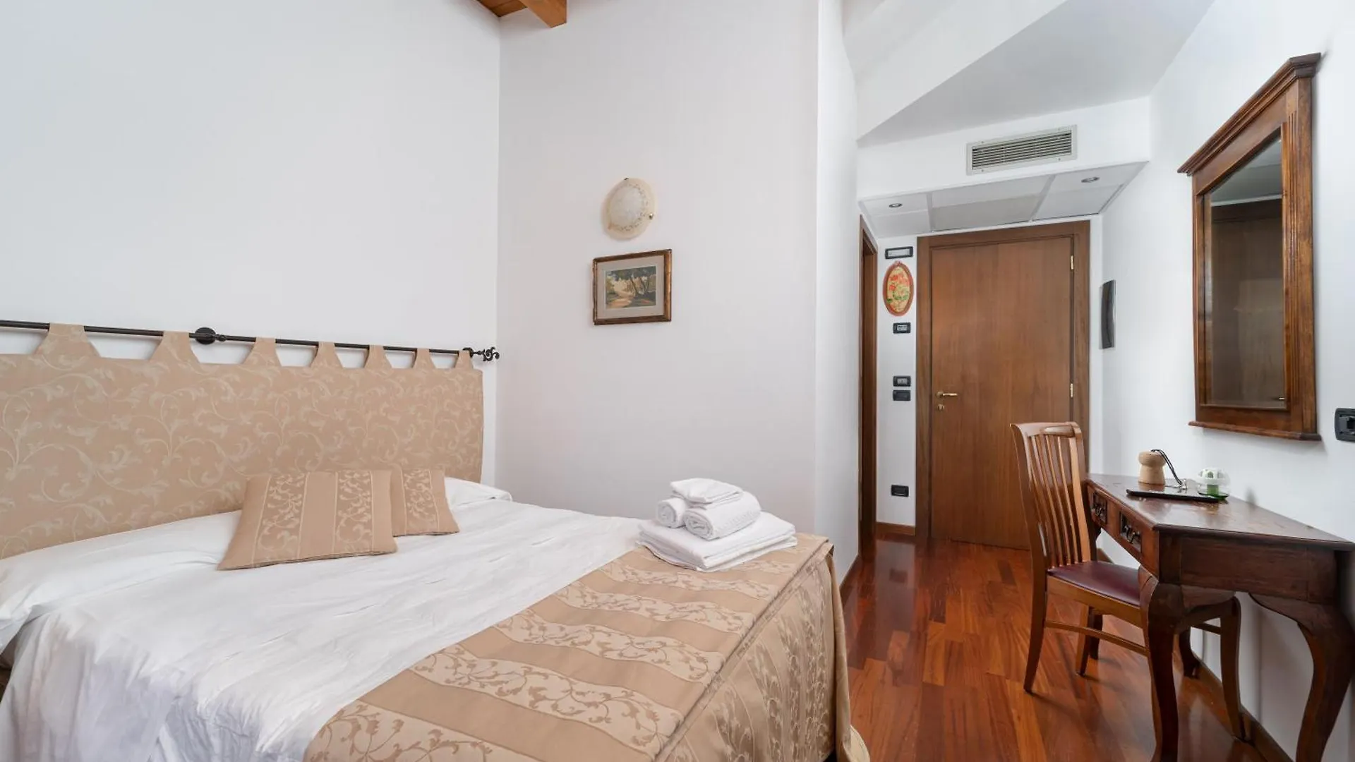 Casa di campagna Locanda Da Vittorio Manerba del Garda Italia